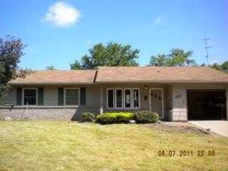 Foreclosed Home - 3976 RICHELIEU RD, 46226
