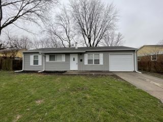 Foreclosed Home - 8333 E 36TH PL, 46226