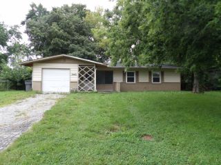 Foreclosed Home - 5542 MARILYN RD, 46226