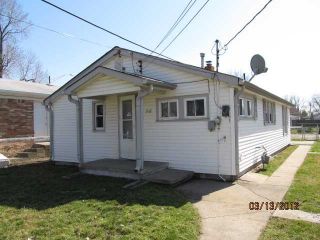Foreclosed Home - 716 E PERRY ST, 46227