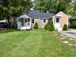 Foreclosed Home - 1556 E DUDLEY AVE, 46227