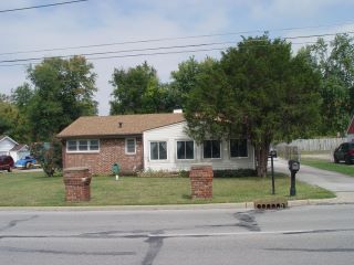 Foreclosed Home - 1000 E THOMPSON RD, 46227