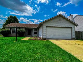 Foreclosed Home - 2006 BRADFORD TRACE BLVD, 46229