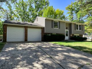 Foreclosed Home - 10329 SHEFFIELD CT, 46229