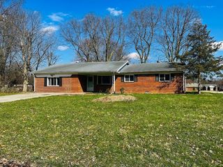 Foreclosed Home - 3535 WOODALE RD, 46234
