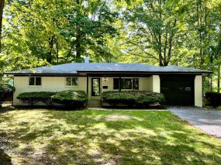 Foreclosed Home - 3724 WOODALE RD, 46234