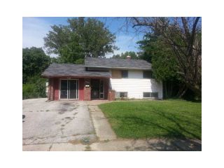 Foreclosed Home - 3535 Maura Ln, 46235