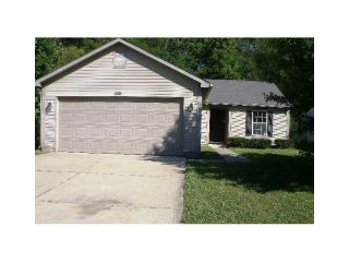 Foreclosed Home - 10832 SNOWDROP WAY, 46235