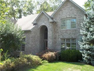 Foreclosed Home - 8734 ADMIRALS WOODS DR, 46236