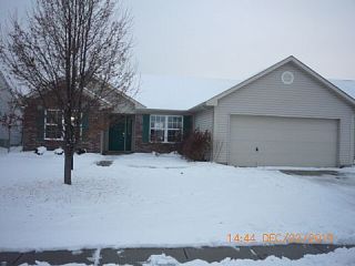 Foreclosed Home - 8316 CROSSER DR, 46237