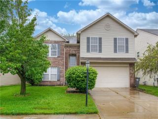 Foreclosed Home - 7846 VALLEY TRACE LN, 46237