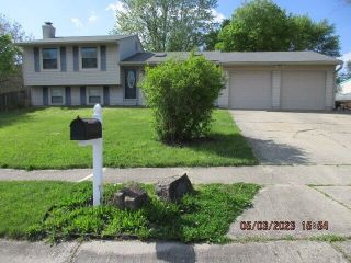 Foreclosed Home - 5526 YEAGER CT, 46237