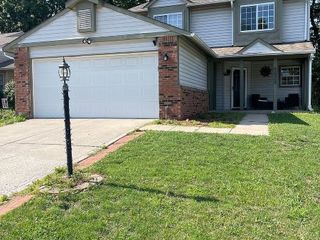 Foreclosed Home - 5828 TIMBER LAKE BLVD, 46237