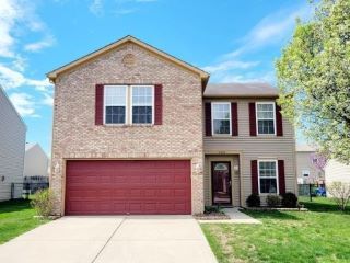 Foreclosed Home - 5804 GRASSY BANK DR, 46237