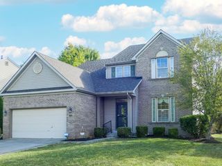 Foreclosed Home - 7053 SYCAMORE RUN DR, 46237