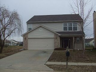 Foreclosed Home - 743 SWEET CREEK DR, 46239