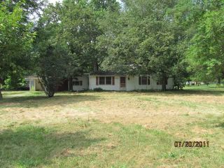 Foreclosed Home - 9355 SOUTHEASTERN AVE, 46239