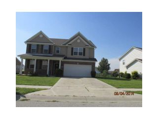 Foreclosed Home - 5334 Montavia Ln, 46239