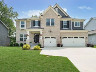 Foreclosed Home - 4735 ROCKY HOLLOW DR, 46239