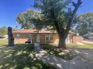 Foreclosed Home - 2301 BEULAH AVE, 46241