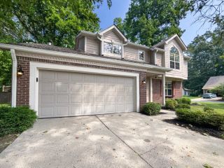 Foreclosed Home - 8366 WOODBRUSH CT, 46256