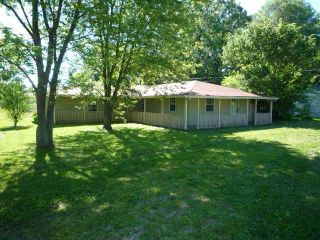 Foreclosed Home - 6909 HICKORY RD, 46259