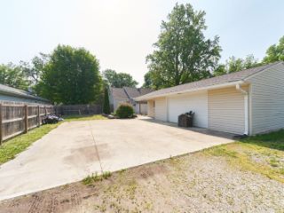 Foreclosed Home - 7808 HUFF ST, 46259