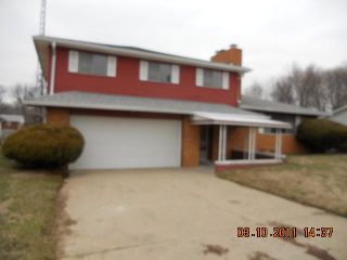 Foreclosed Home - 1720 W 65TH PL, 46260
