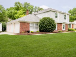 Foreclosed Home - 2113 BREWSTER RD, 46260