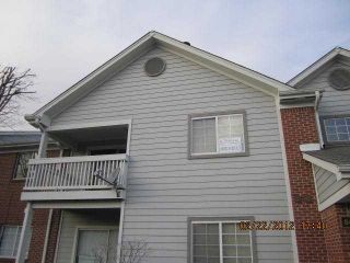 Foreclosed Home - 8410 GLENWILLOW LN UNIT 205, 46278