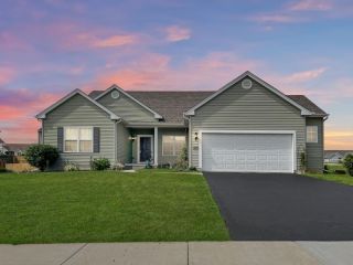 Foreclosed Home - 7680 E 121ST PL, 46307