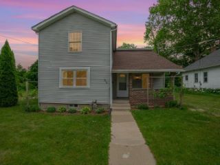 Foreclosed Home - 138 N JACKSON ST, 46307