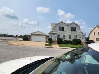 Foreclosed Home - 4136 BUTTERNUT ST, 46312