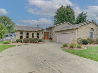 Foreclosed Home - 9515 WALNUT DR, 46321