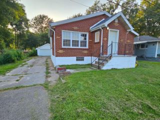 Foreclosed Home - 7338 CLINE AVE, 46323