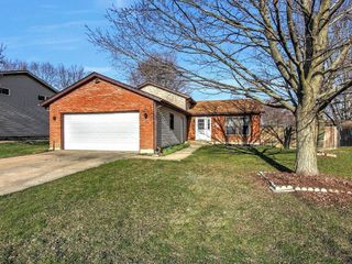 Foreclosed Home - 75 MAPLE CT, 46341