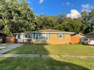 Foreclosed Home - 6271 OREGON ST, 46342