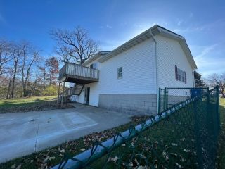 Foreclosed Home - 282 LAKELAND DR, 46356