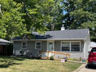Foreclosed Home - 610 DAVIDSON AVE, 46360