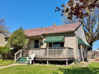 Foreclosed Home - 418 MAIN ST, 46360