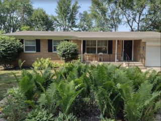 Foreclosed Home - 326 BARKER RD, 46360