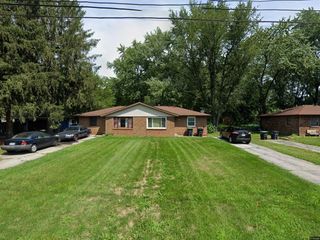 Foreclosed Home - 5276 MULBERRY AVE, 46368