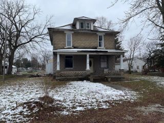Foreclosed Home - 106 S FISHER ST, 46374