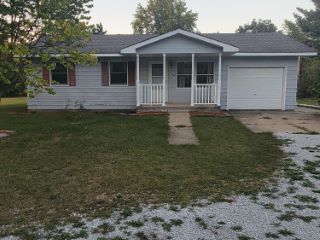 Foreclosed Home - 10451 N US HIGHWAY 231, 46392