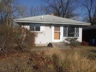 Foreclosed Home - 7624 Locust Ave, 46403