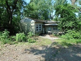 Foreclosed Home - List 100571108