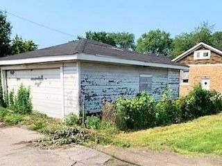 Foreclosed Home - 1711 HAYES ST, 46404
