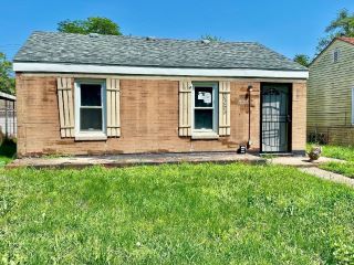 Foreclosed Home - 2355 RHODE ISLAND ST, 46407