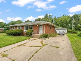 Foreclosed Home - 444 W 52ND PL, 46410