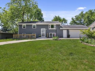 Foreclosed Home - 3655 W 78TH PL, 46410